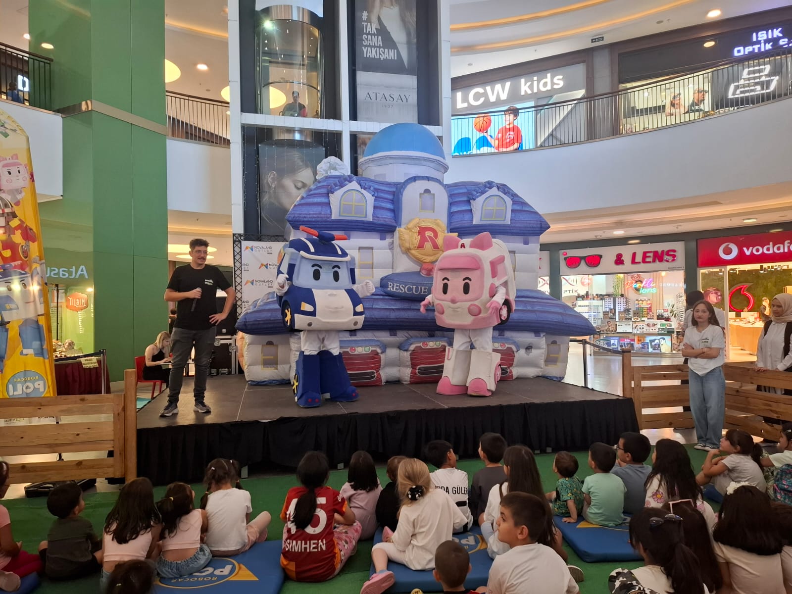 Robocar Poli Kahramanları